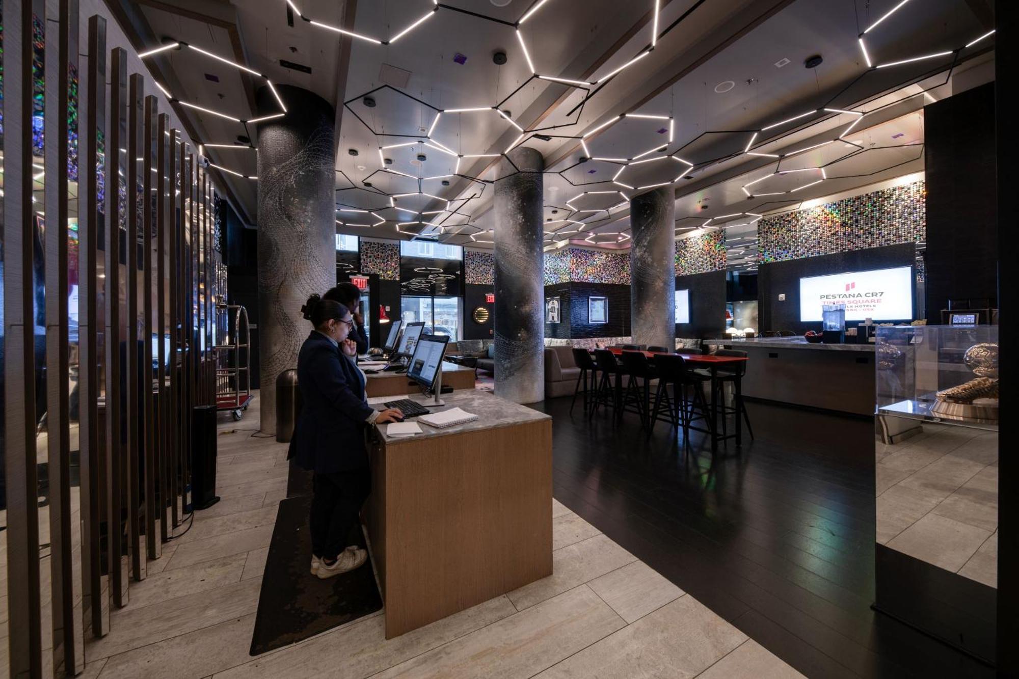 纽约 Pestana Cr7 Times Square酒店 外观 照片